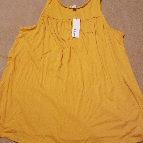 Top - Picture 2 of 4